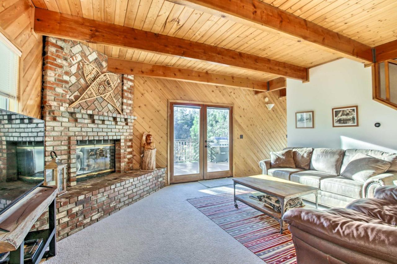 Cozy Getaway Cabin Deck And Hot Tub With Views! Villa บิ๊กแบร์เลค ภายนอก รูปภาพ